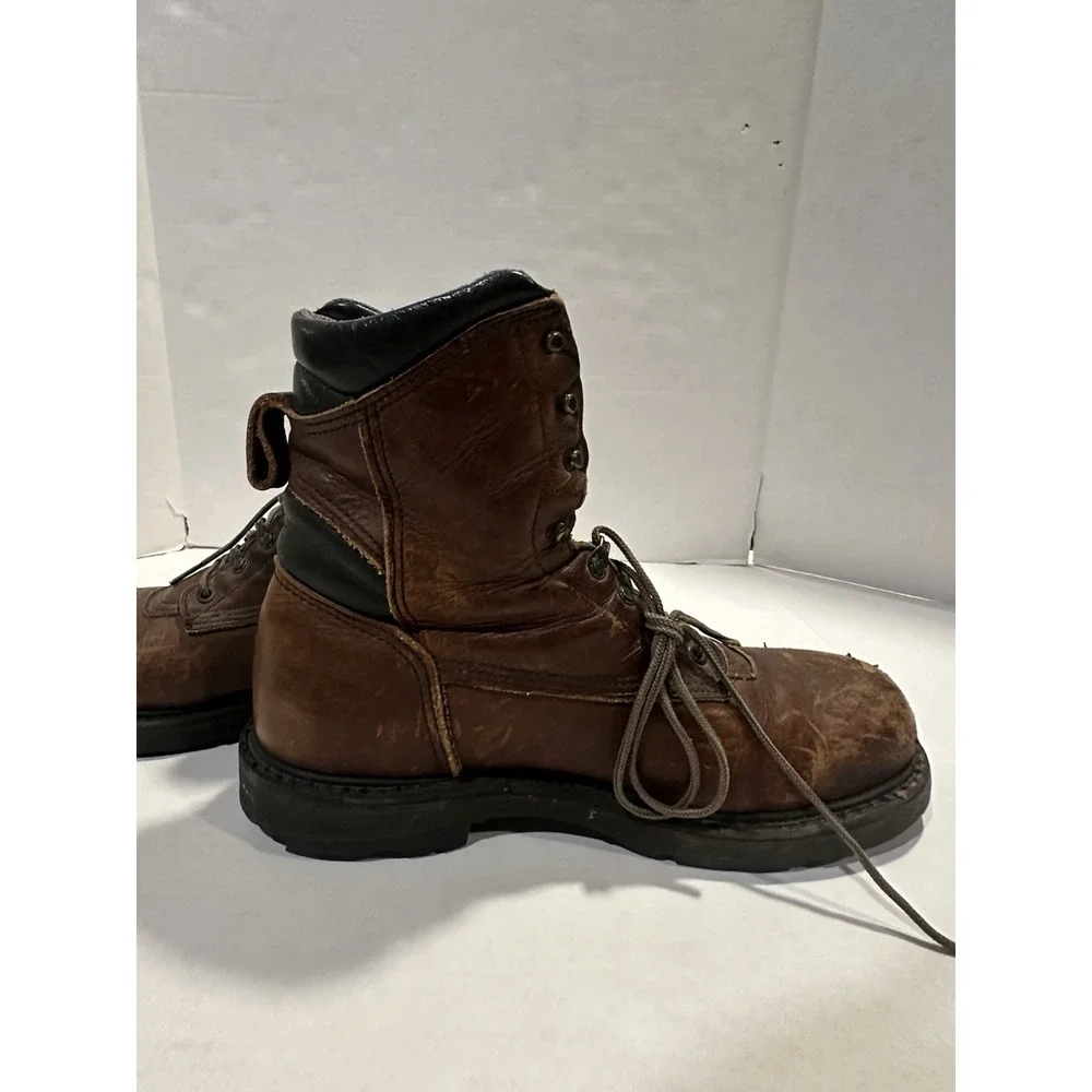 Red Wing Shoes Boots ASTMF 2413-11 Leather Steel Toe Oil Resistant Men Size 10.5